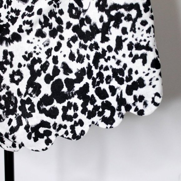 J Crew H5608 Linen Cotton Blend Scalloped Ink Animal Print  Shorts Size 4 - Picture 4 of 16